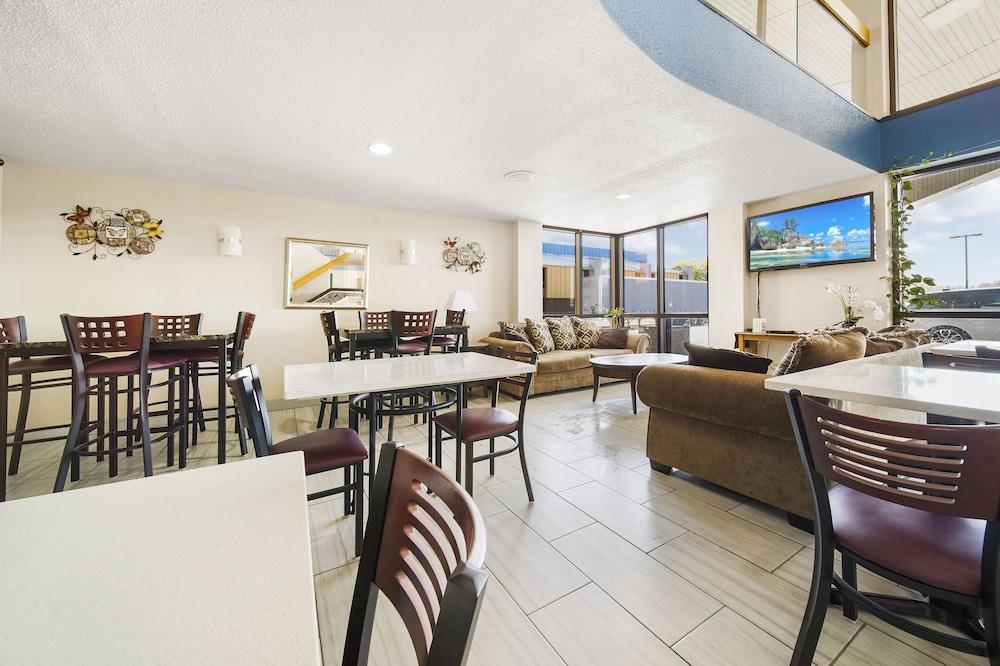 Baymont By Wyndham Muncie Near Ball State University Exterior foto