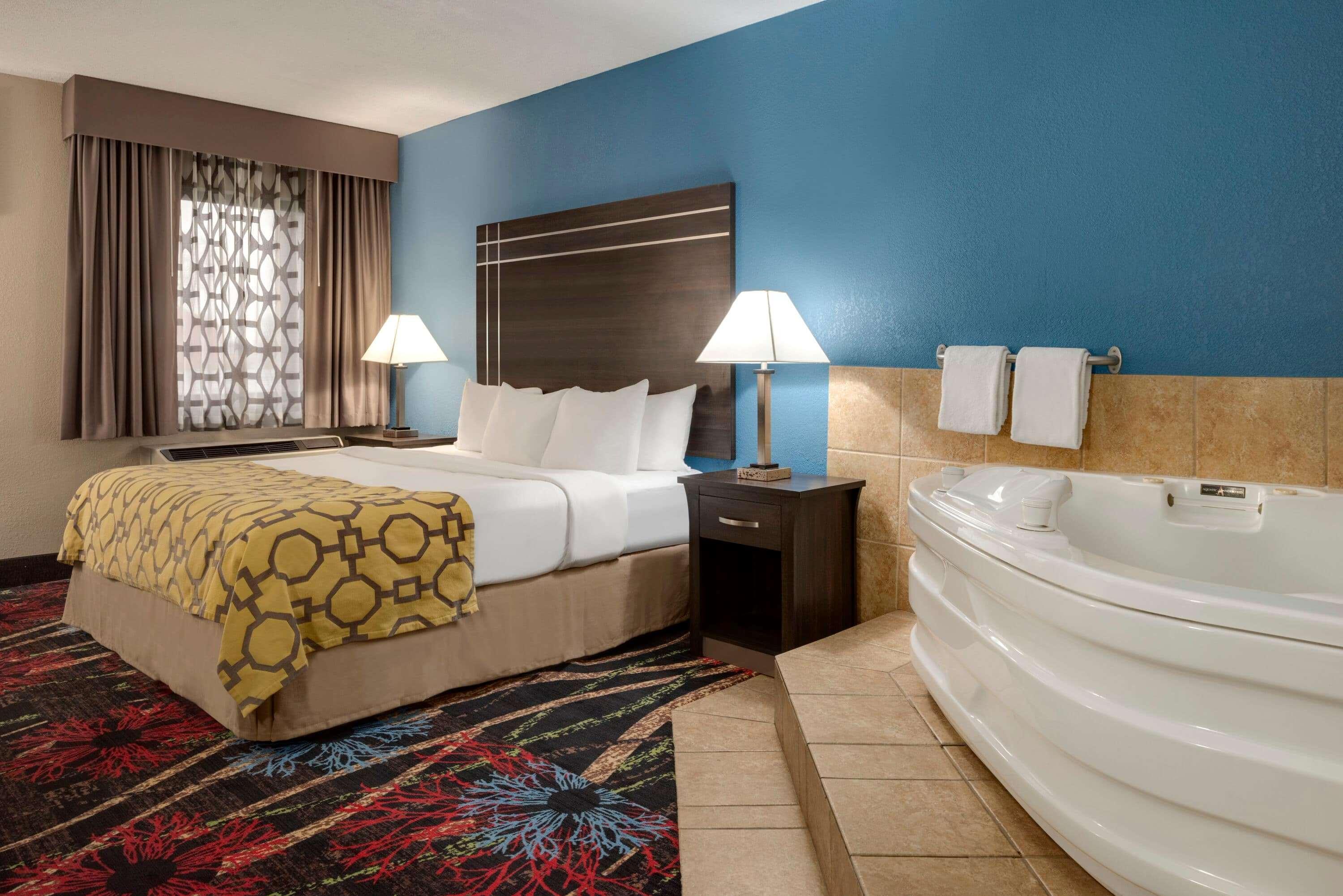 Baymont By Wyndham Muncie Near Ball State University Exterior foto